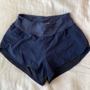 Outdoor Voices The Exercise 2.5” Short